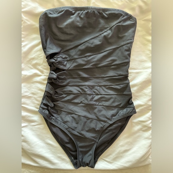 Carmen Mare Valvo Cut Out Bandeau One Piece Swimsuit - Picture 2 of 6